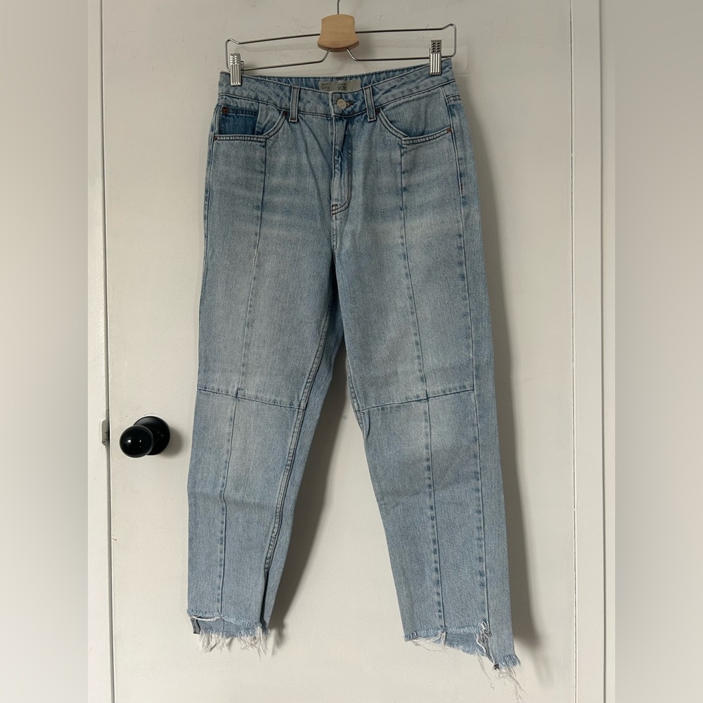 TOPSHOP MOTO LIGHT BLUE MOM JEANS SIZE W28 L30